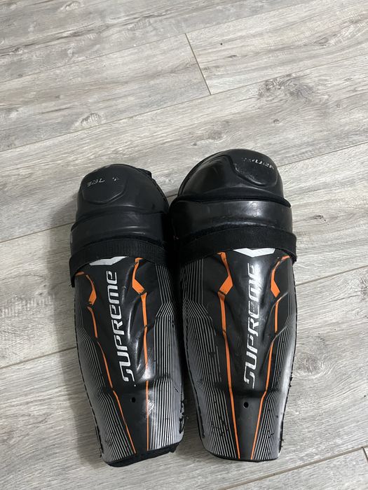 Продам хоккейные наколенники bauer supreme
