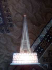 Miniturn Eifel lampa veghe