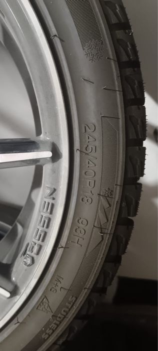 Шины и диски  245,40,18