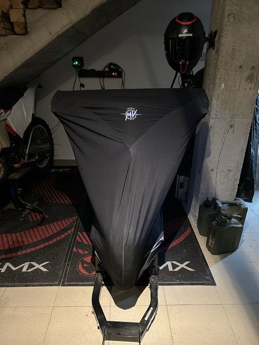 MV Agusta Brutale 800 Dragster Rosso editie aniversara