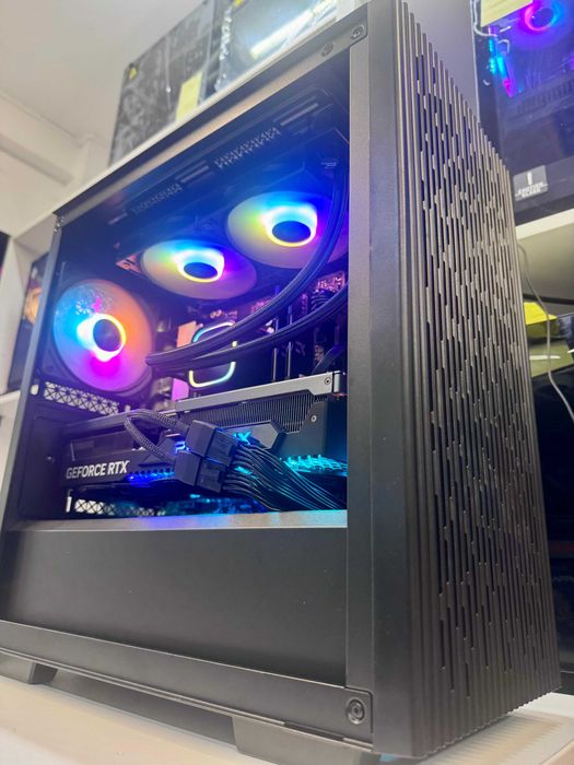 PC Gaming I7 14700/32GB/ SSD 1TB/RTX 4070 12GB/ Garantie,Factura Tva