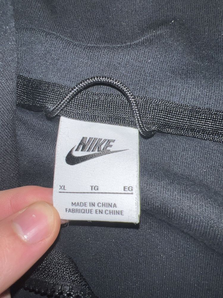 vand nike tech fleece original 100%