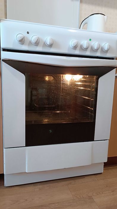 Плита INDESIT (Европа) в отл.состоянии