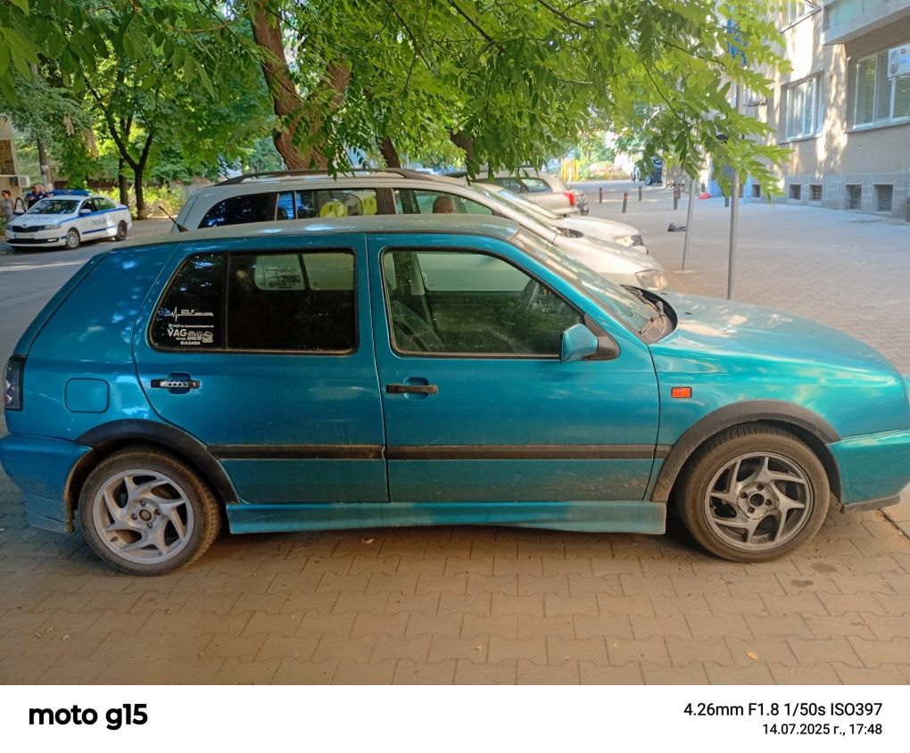 Volkswagen Golf 1.8