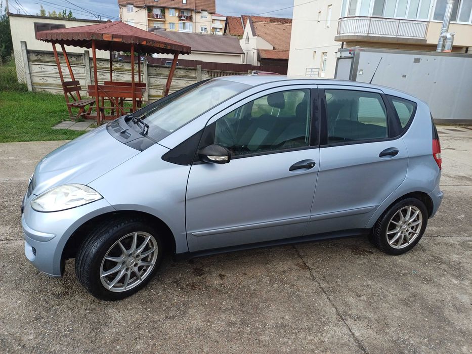 Vând mercedes A class 150 benziă 1.5