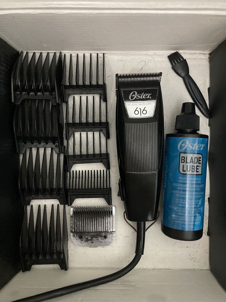 Продается машинка  Oster616