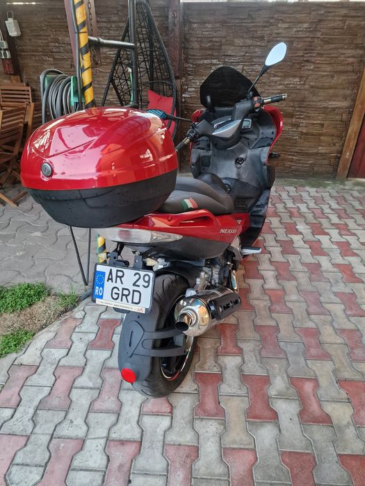 Scuter maxi  Giliera Nexus 500