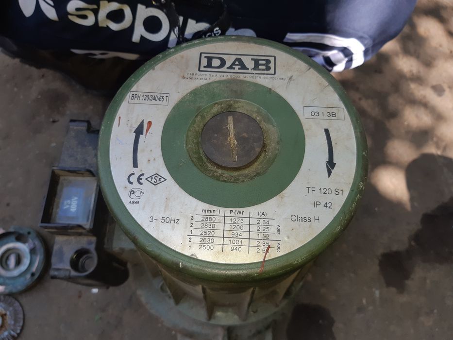 Pompă de recirculare apa