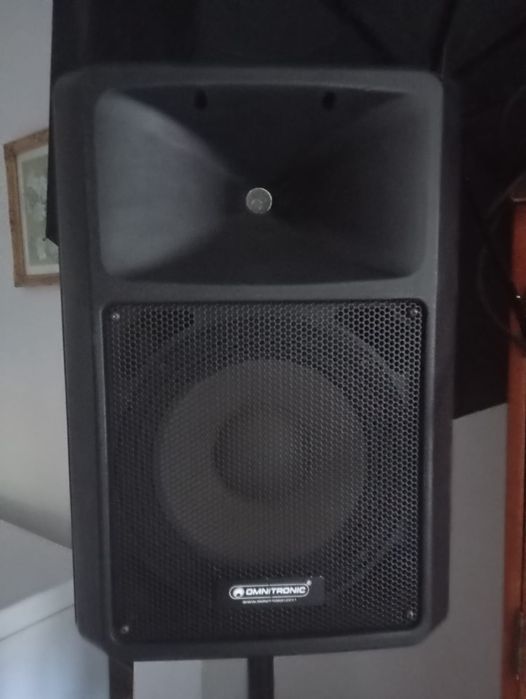 Vând boxe omnitronic KB210