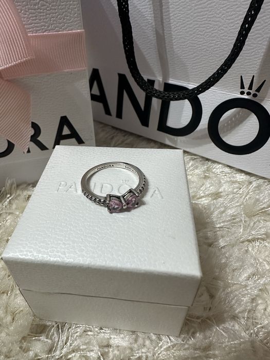 Inel Pandora cu fundiță roz