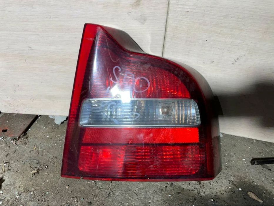Фонарь задний правый volvo вольво s80 2001