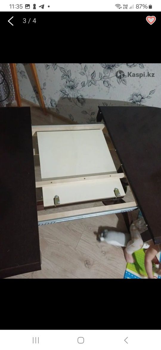 Продам стол обеденный