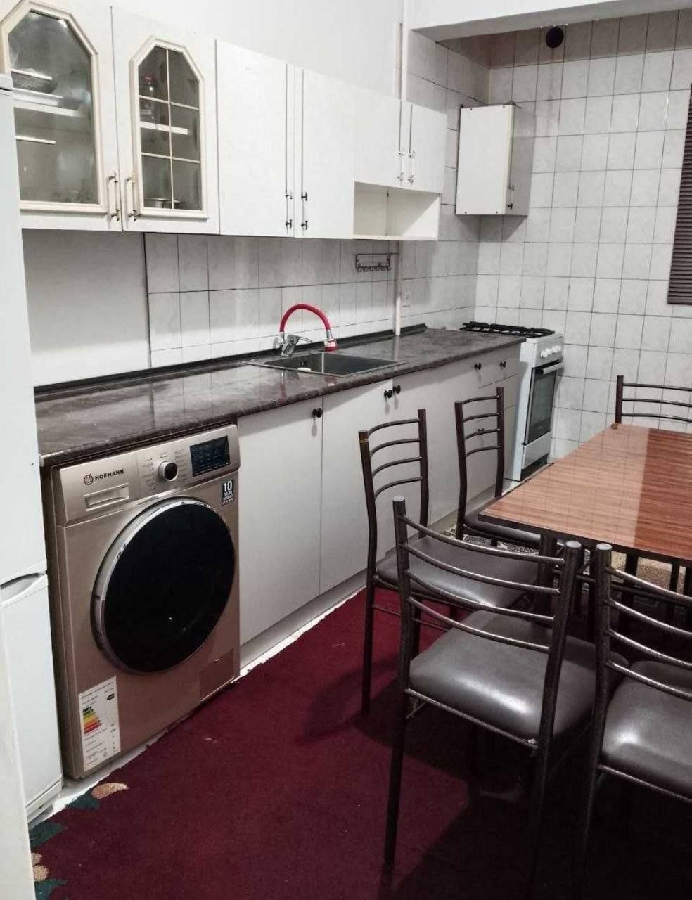 Bezmakler kvartira Minor metrosi yonida