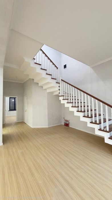 Продается 3-уровневый дом в Мирабадском районе
Махалля Парвона Ферган