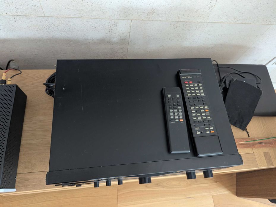 Vând Linie Audio Rotel