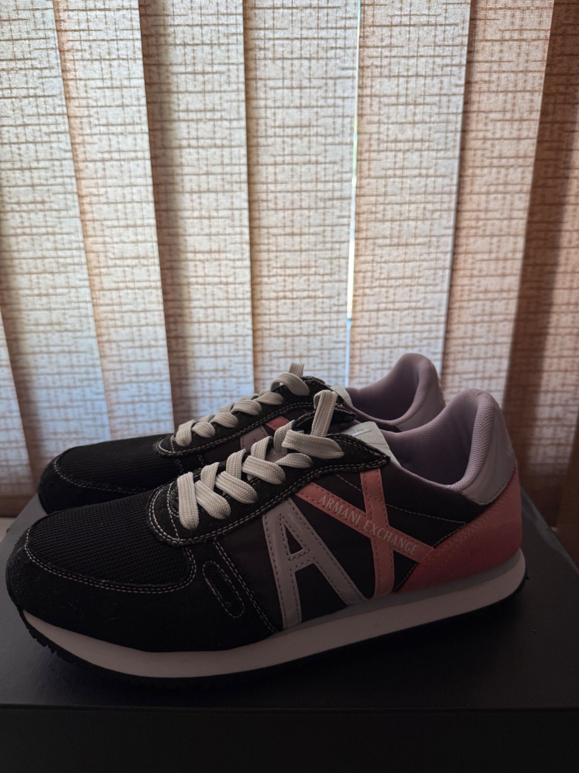 Спортни обувки Armani Exchange