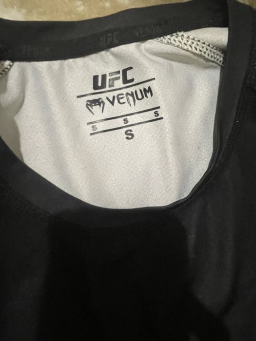 Venum rashguard