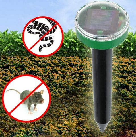 Соларен уред за ефективно прогонване на всякакви градински вредители 2