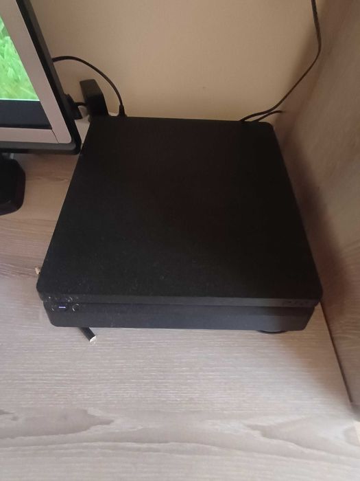 PlayStation 4 300lv