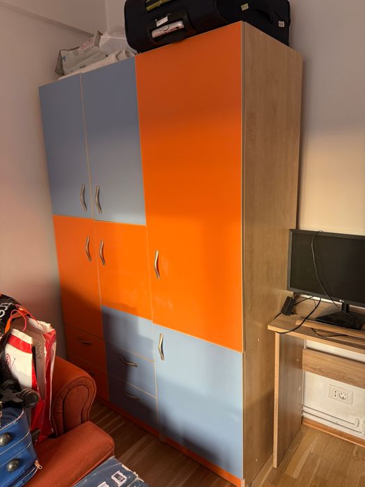 Set mobilier Dulap si comoda