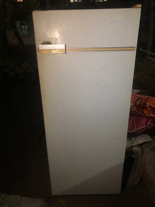 Холодильник  в рабочем состоянии