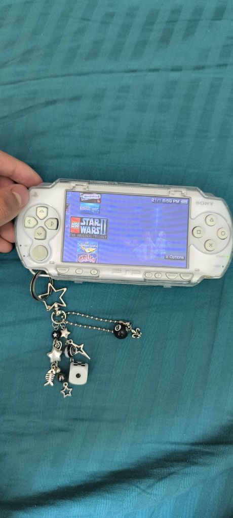 PSP Modat + Card SD 16 GB