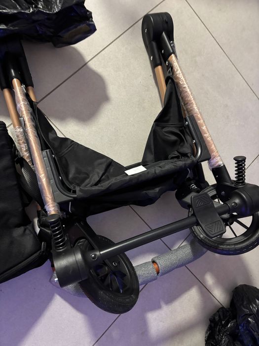 Căruț copil nou 3in1