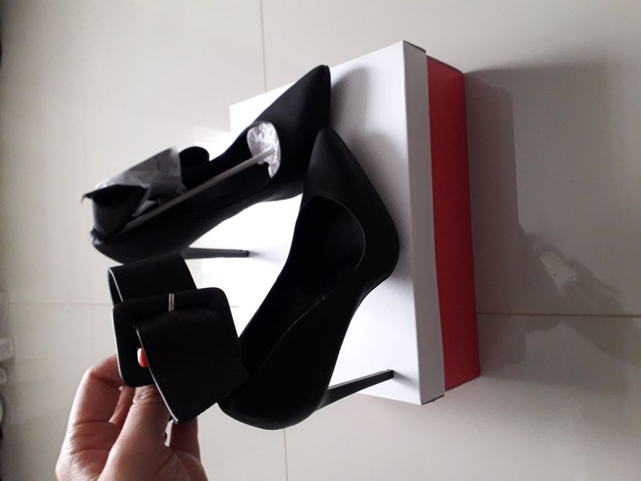 Pantofi marimea 38