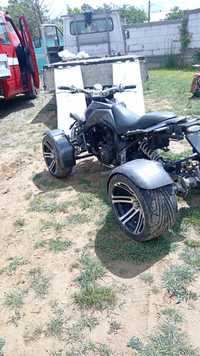 Vand atv apy350f1 motor 350cc are mici defecte