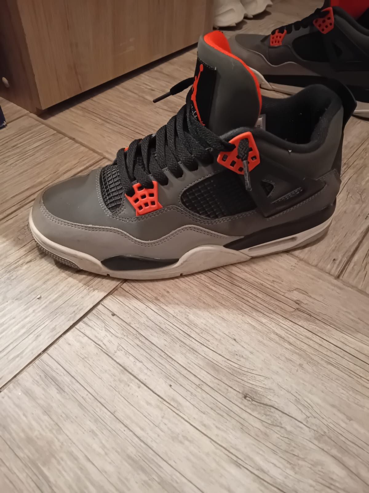 Jordan 4 infrared