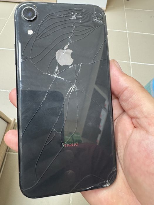 iPhone XR 64gb - заключен