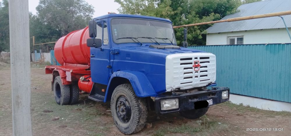 Продам ЗИЛ Ассенизатор 7 кубов 2007 года
