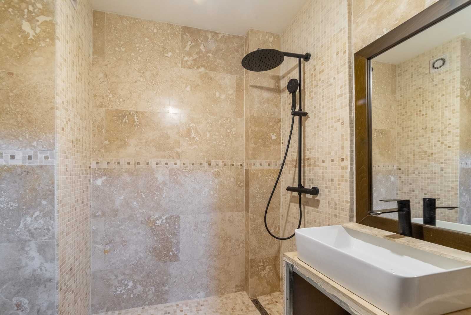 Apartament 4 camere in mijlocul orasului - Ultracentral Pitesti