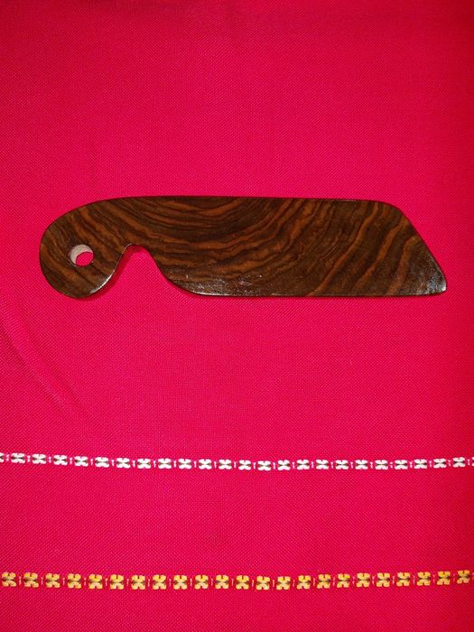 Дъска за мезета от орех