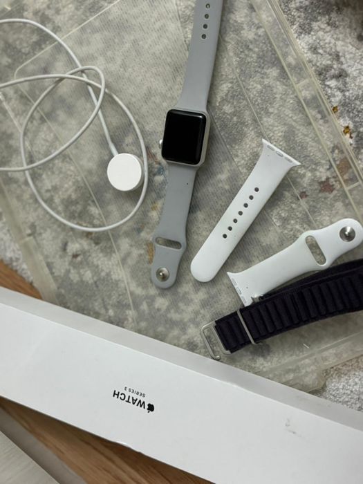 Продается APPLE Watch