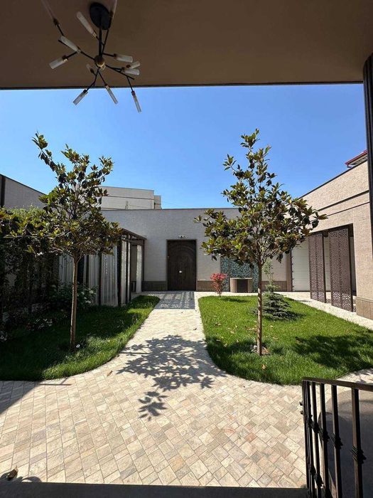 Юнусабад  ПРОДАЕТСЯ ДОМ Юнусабад 8 соток 750м2