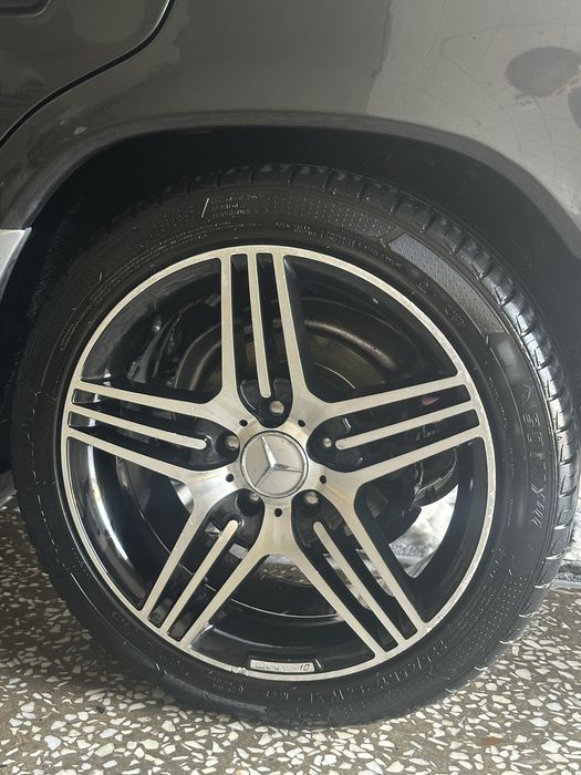 AMG R17 на мерса бомба  на 124 стоят