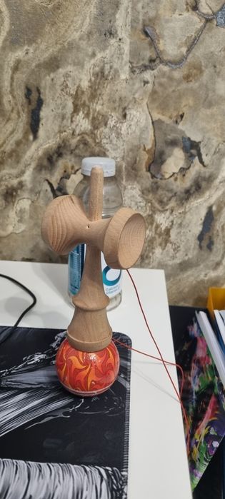 Kendama Europe cu balance hole
