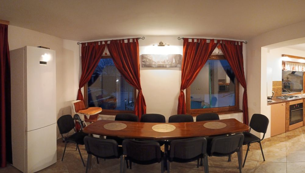 Închiriez Vilă în Râșnov