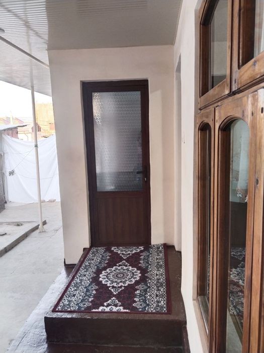 Чигатой дарвозада Ховли уй сотилади 1.5 сотх. 3 хона