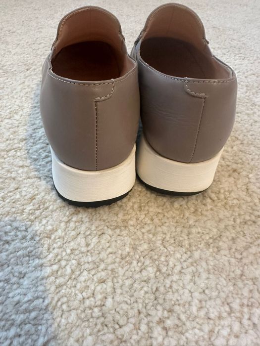 Vând pantofi Musette