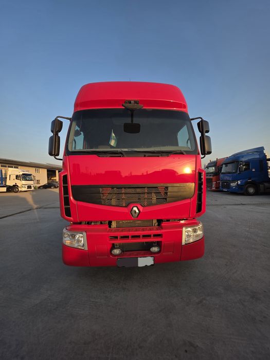 Renault Premium тягач
