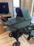 Maxi-Cosi Plaza 2в1 + столче за кола Coral 360 + адаптери