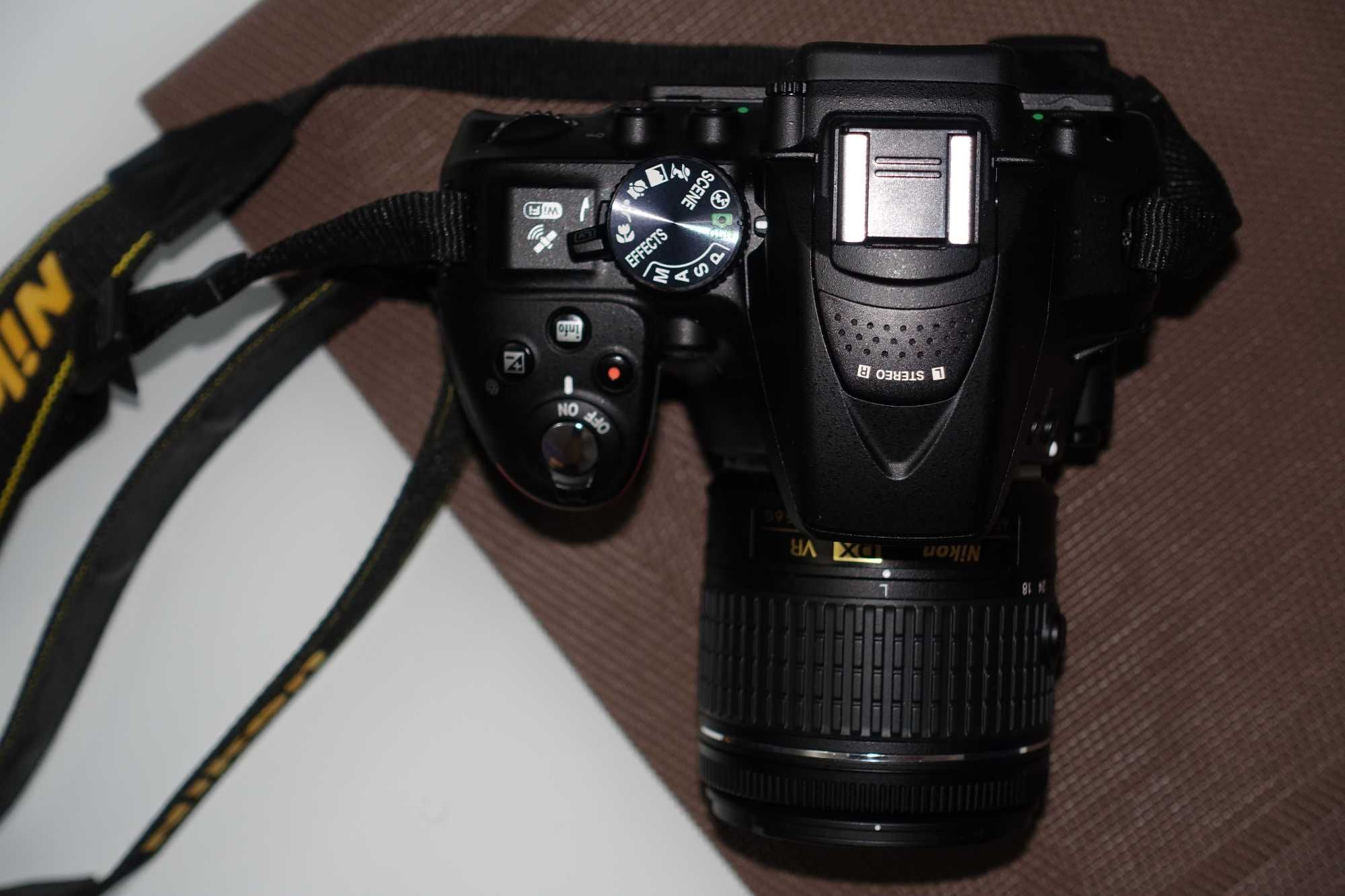 Camera foto DSLR NIKON D5300 cu Obiectiv Nikon 18-55