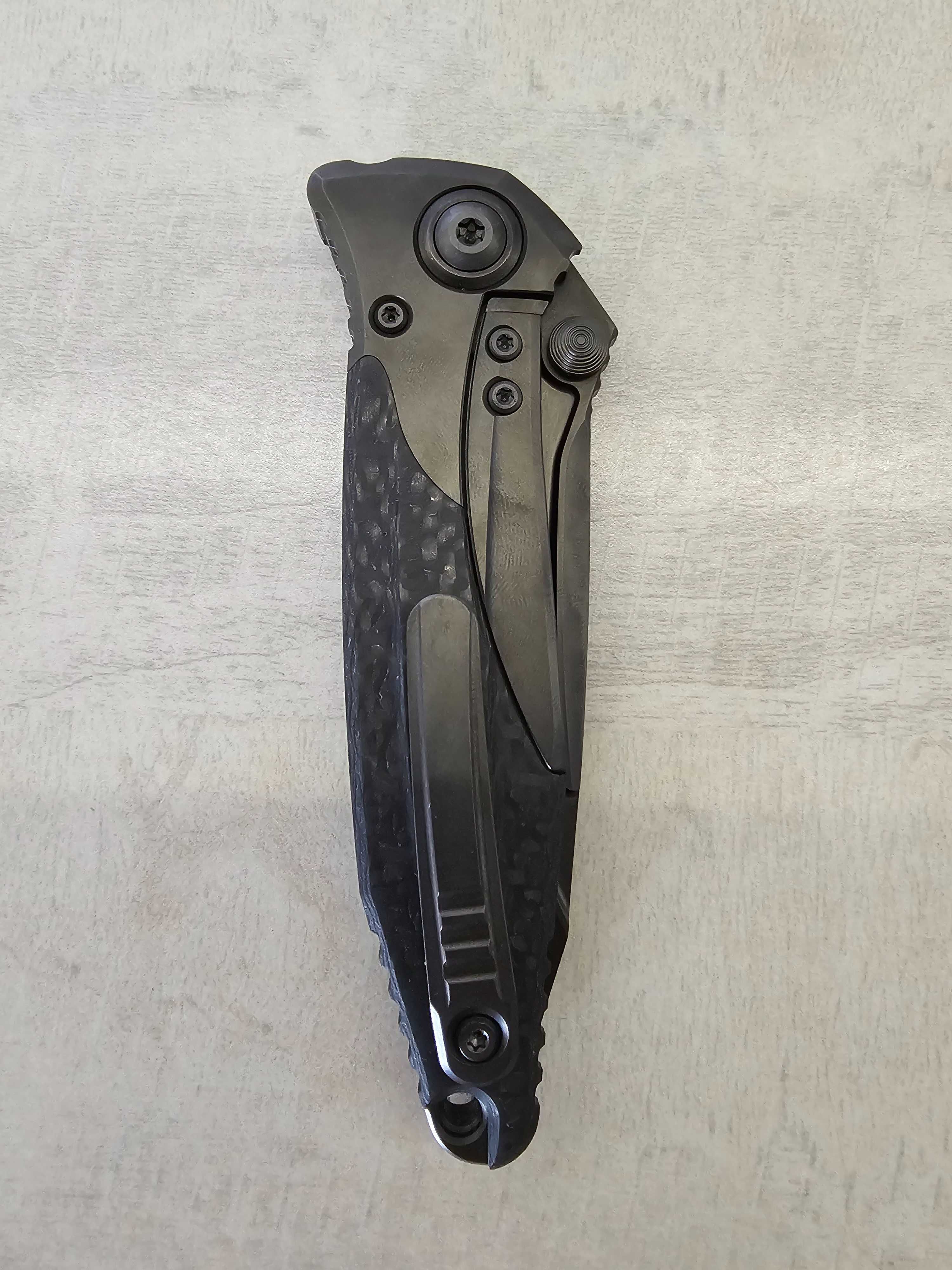 Сгъваем нож Microtech Socom Bravo M390 Black DLC Tanto
