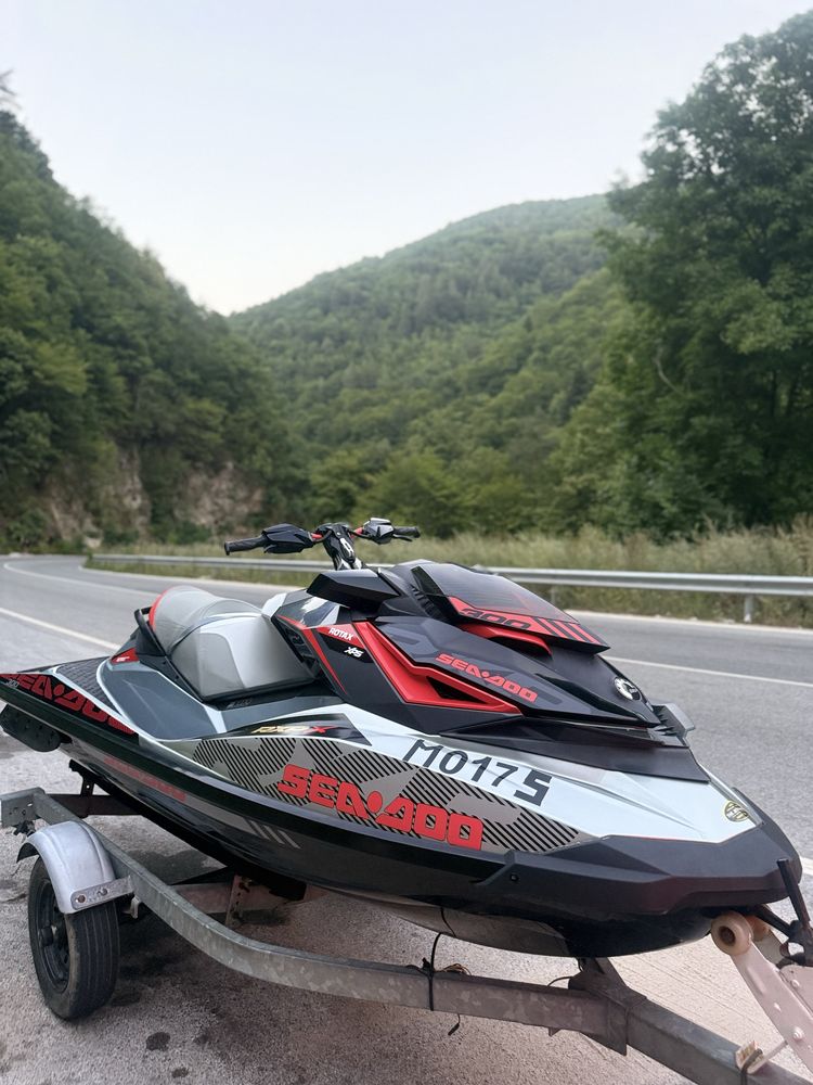 SEA DOO 300 rxp 2018 година с регистрация