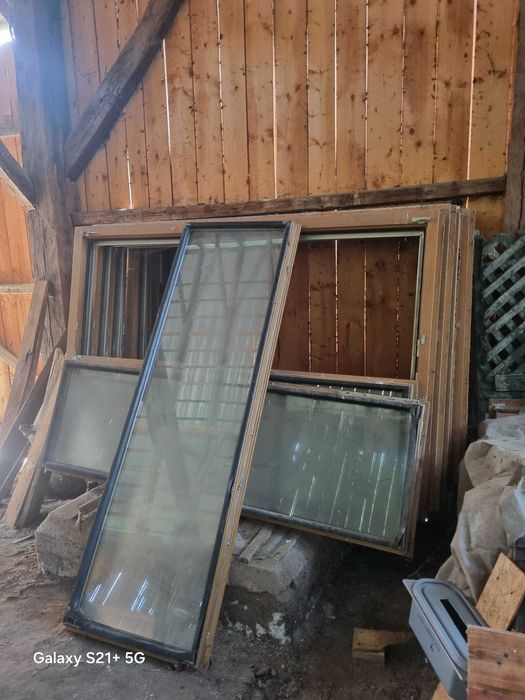 Geamuri termopane din lemn cu rame