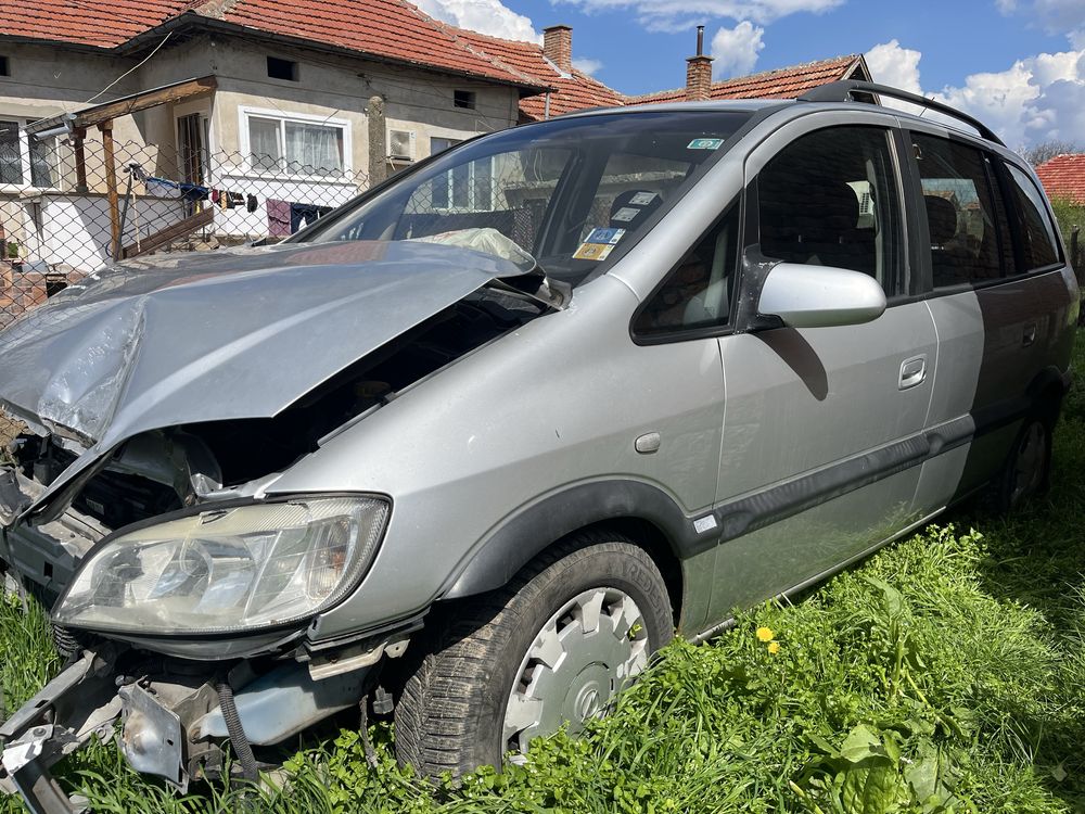 Opel Zafira 2.0 Цяла 6+1
