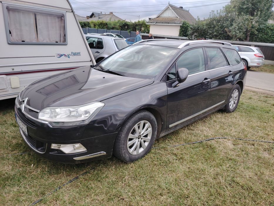 Vînd Citroen C5 2011