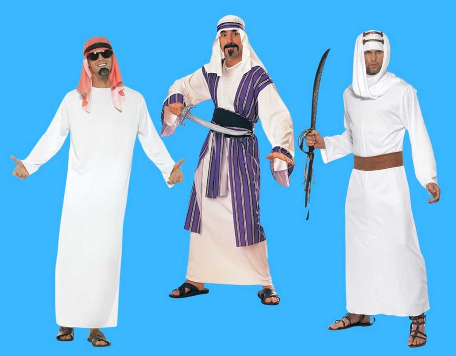 Огромна колекция от карнавални костюми за Коледа